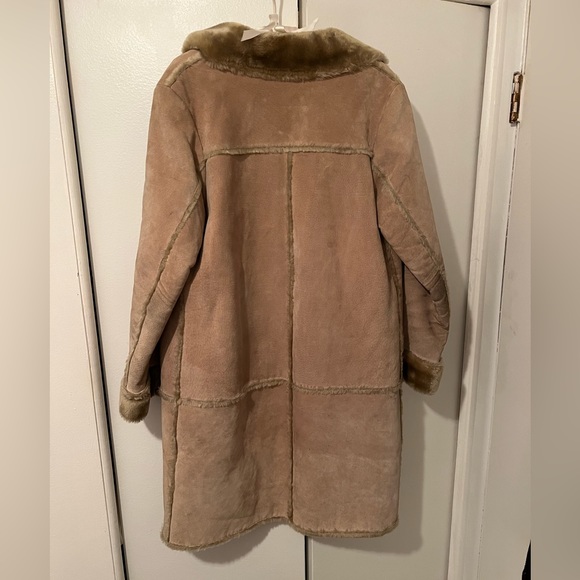 Long Tan Shearling Leather Jacket - Picture 4 of 12